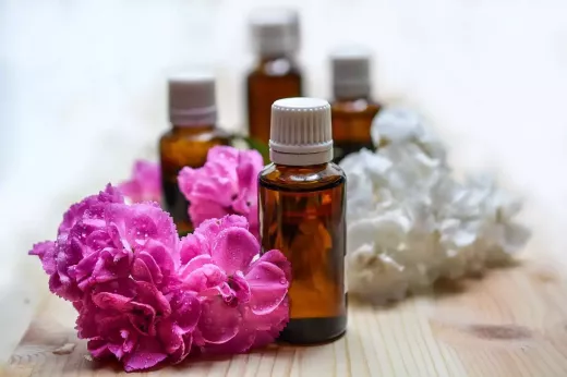What Distinguishes Men's From Women's Fragrance?
